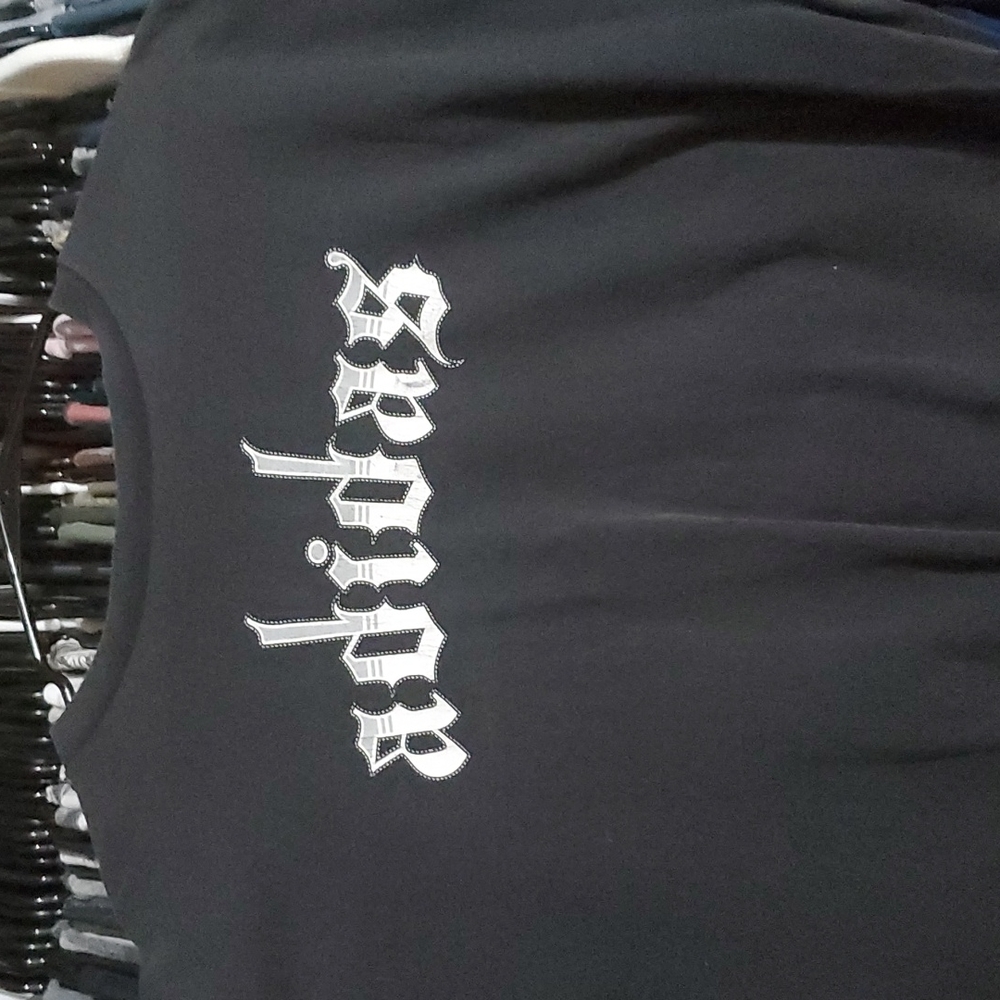 Adidas t